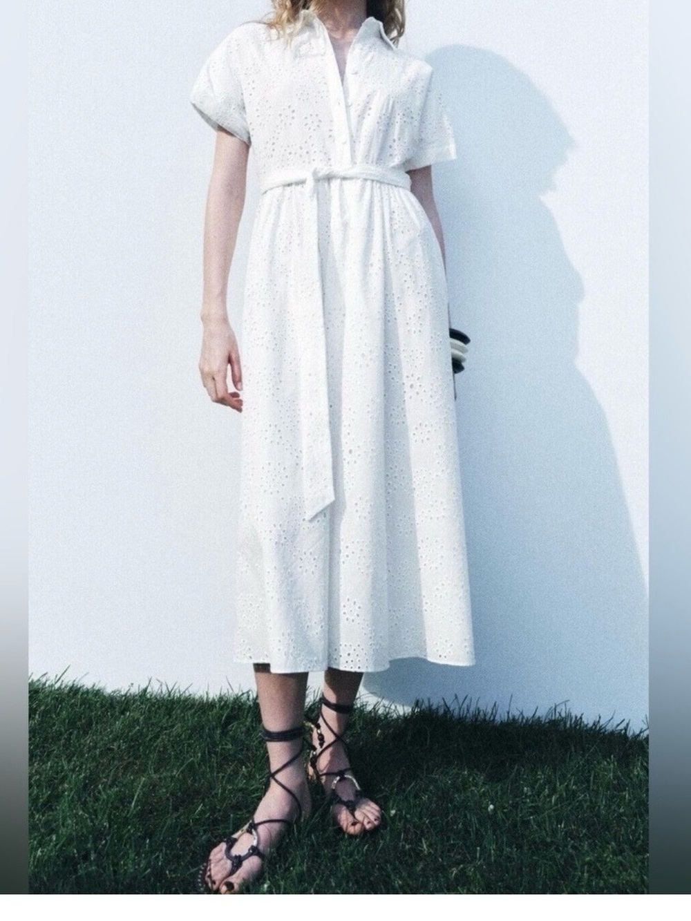 Women’s White Eyelet Midi Skirt - Classic Summer Style  Zara size M cotton
